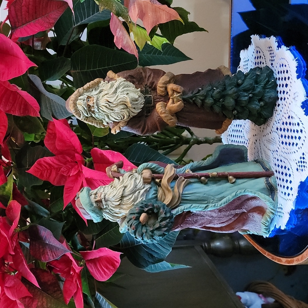 Russ santa figurines